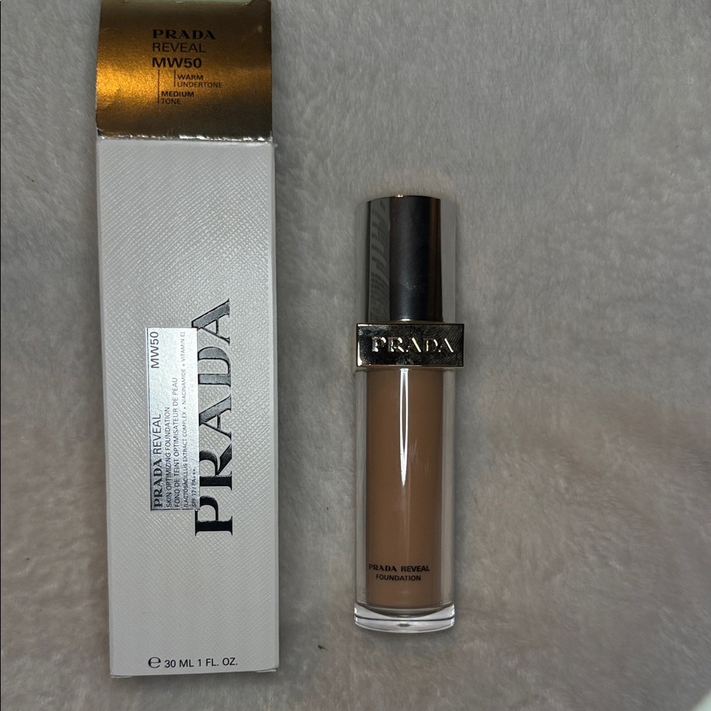 Prada Reveal Foundation - Warm Beige